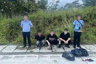 C罗全场数据：7次射门1次射正，错失2次良机，评分6.1全场最低